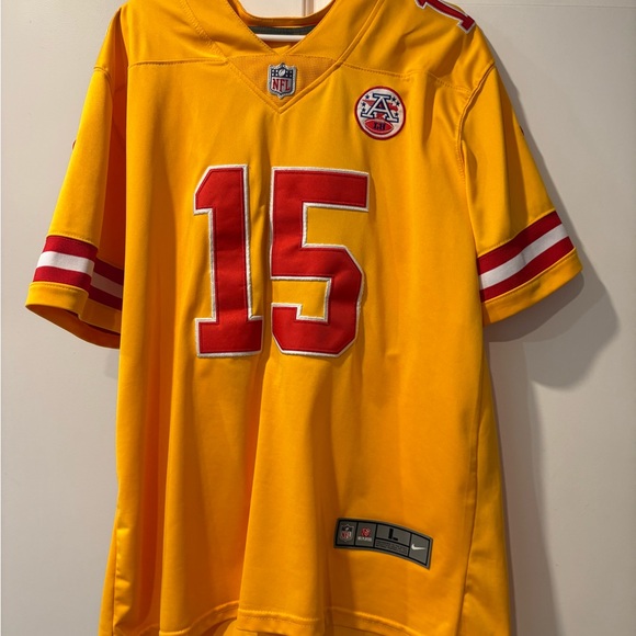 Kansas City chiefs Patrick Mahomes on field jersey - Picture 1 of 5